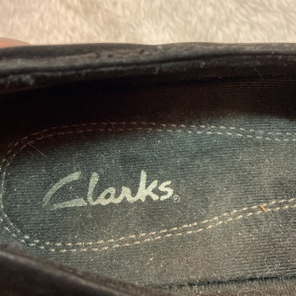 Clarks Bendables Suede Leather Slip-on Heeled (1.5”) Shoe - Picture 3 of 12